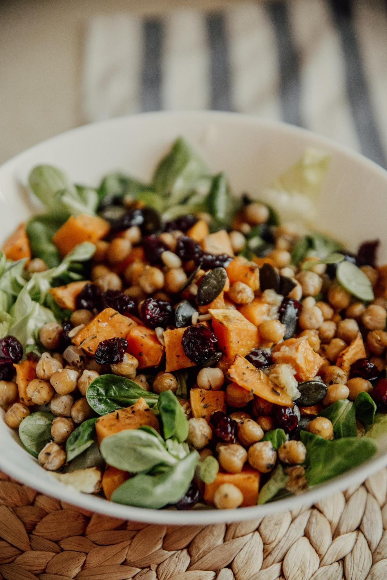 chickpea salad in white bowl