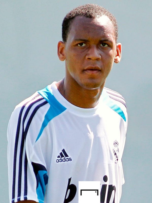 fabinho with hair